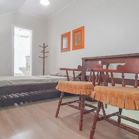 Duplex Floresta Negra - Sua Base Perfeita Em Gramado! Otima Localizacao Lagonegro 500M - 02 Quartos E 02 Banheiros Para Familia Em Condominio Fechad0, Cozinha Completa Com Garagem E Portaria 24H Dış mekan fotoğraf