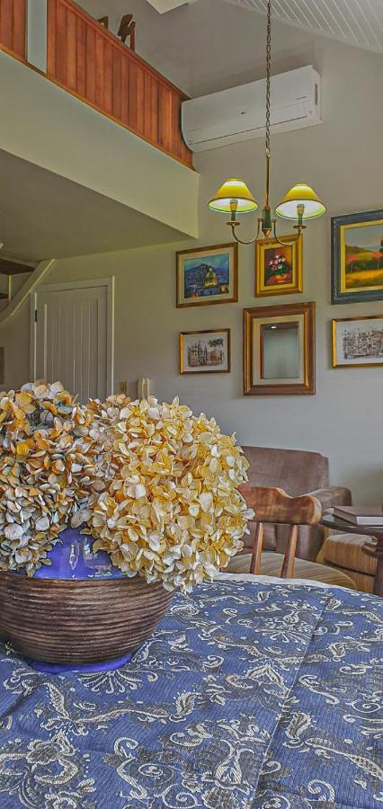Duplex Floresta Negra - Sua Base Perfeita Em Gramado! Otima Localizacao Lagonegro 500M - 02 Quartos E 02 Banheiros Para Familia Em Condominio Fechad0, Cozinha Completa Com Garagem E Portaria 24H Dış mekan fotoğraf
