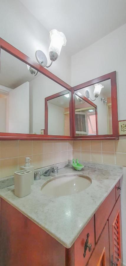 Duplex Floresta Negra - Sua Base Perfeita Em Gramado! Otima Localizacao Lagonegro 500M - 02 Quartos E 02 Banheiros Para Familia Em Condominio Fechad0, Cozinha Completa Com Garagem E Portaria 24H Dış mekan fotoğraf
